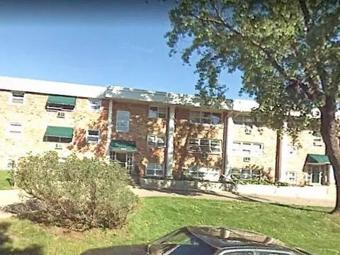 6445 Queen Ave S #102, Richfield, MN 55423