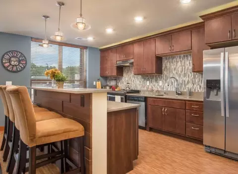 2400 Parmenter St #403, Middleton, WI 53562