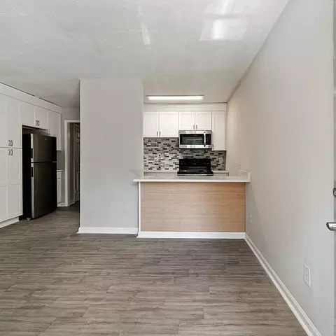 74 Woodbine St #2A, Kernersville, NC 27284