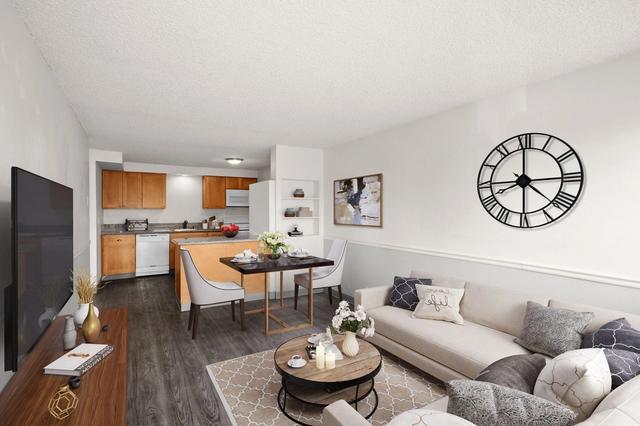 1890 M St #24, Springfield, OR 97477