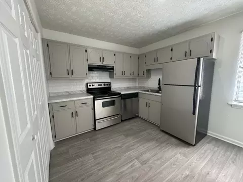 240 Sycamore Dr #F02, Athens, GA 30606