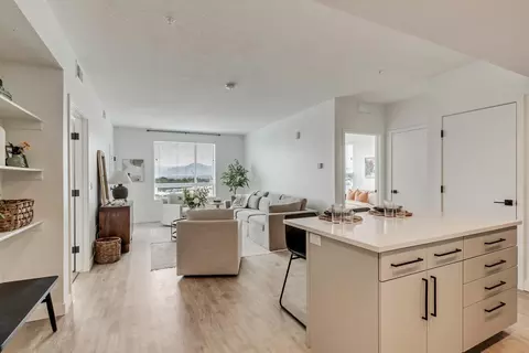 942 N Union Ave #111, Midvale, UT 84047