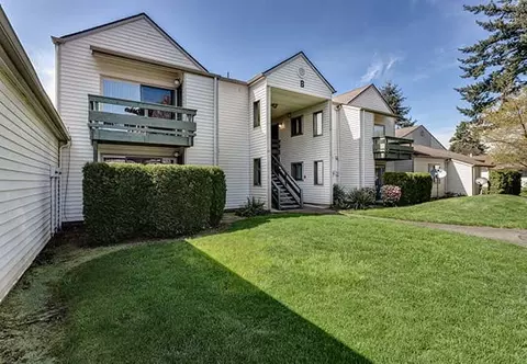 52588 NE Sawyer St #C06, Scappoose, OR 97056