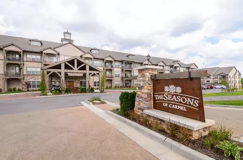 9815 Seasons West Dr #13-200, Indianapolis, IN 46280