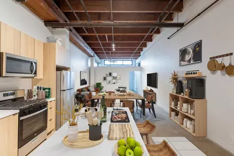 2349 S Santa Fe Ave #2415-15, Los Angeles, CA 90058