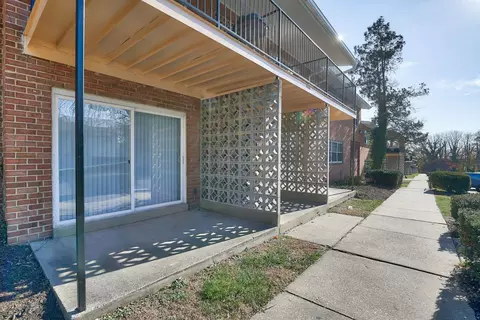 402 Colleen Rd #E4, Baltimore, MD 21229