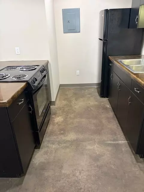 1300 S 11th St #335, Saint Joseph, MO 64503