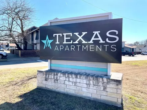 1001 Mineral Wells St #115, Terrell, TX 75160