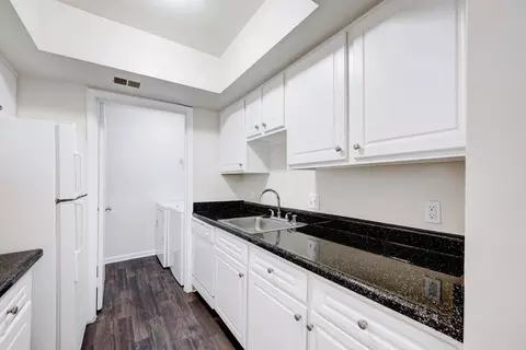 8206 Streamside Dr #200104, Gaithersburg, MD 20879