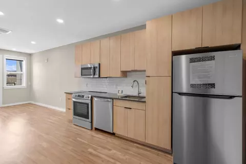 417 Callowhill St #705, Philadelphia, PA 19123