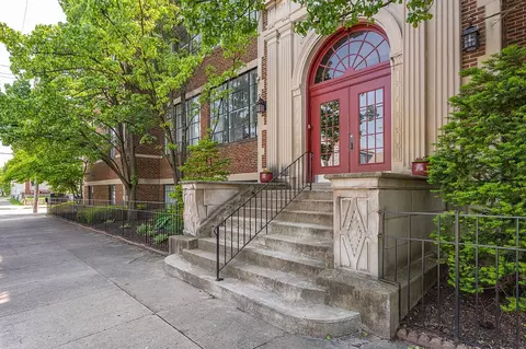 300 Washington Ave #102, Bellevue, KY 41073