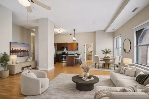 141 4th St E #1525, Saint Paul, MN 55101