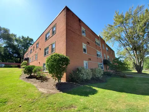 2714 Euclid Heights Blvd #206, Cleveland Heights, OH 44106