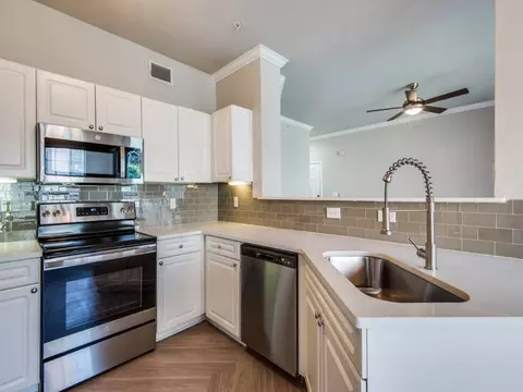 7902 N Macarthur Blvd #21007, Irving, TX 75063