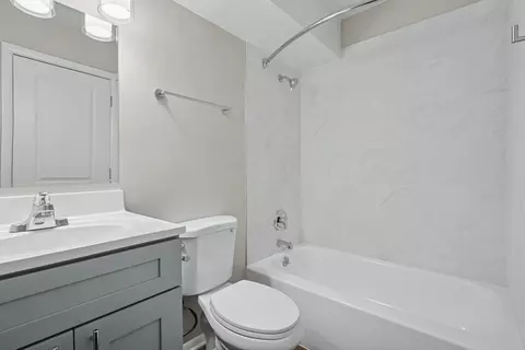 725 W Bode Cir #601-101, Hoffman Estates, IL 60169 photo 13