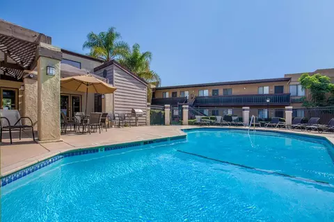5205 San Bernardino St #612, Montclair, CA 91763