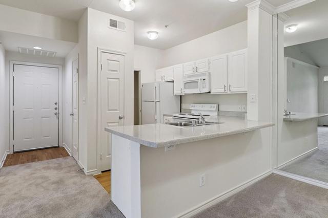 6901 State Highway 161 #324, Irving, TX 75039