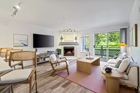 18305 SE Newport Way #O203, Issaquah, WA 98027