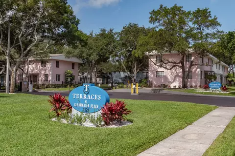 1121 Druid Rd E #20-2009, Clearwater, FL 33756