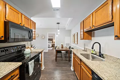 7250 W Greens Rd #12-1202, Houston, TX 77064
