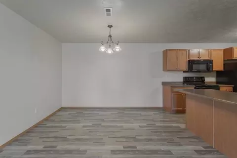 7400 S Homan Pl #7436-09, Sioux Falls, SD 57108