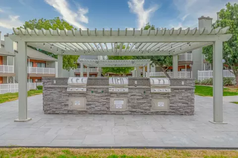 1601 Barton Rd #2110, Redlands, CA 92373