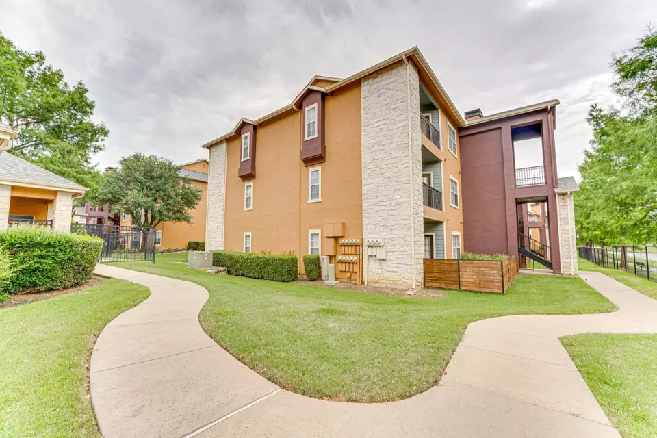  650 E Vista Ridge Mall Dr #0122, Lewisville, TX 75067 photo 57