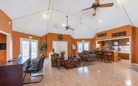 4100 Chicot St #4110C, Pascagoula, MS 39581