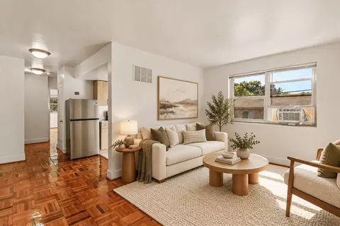 4900-20 Fort Totten Dr NE #4122, Washington, DC 20011