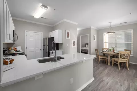 2500 Grove Club Ln #533, Cary, NC 27513