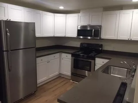 515 22nd Ave #201, Seattle, WA 98122