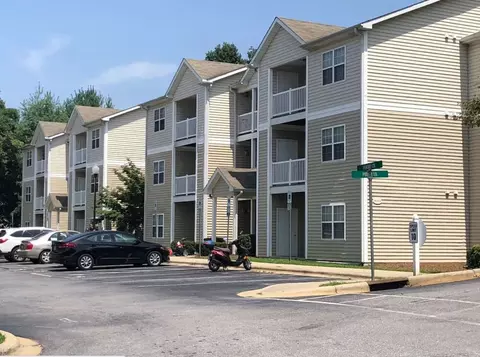 100 Peacock Ln #211, Arden, NC 28704