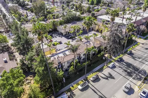 17442 Sherman Way #A203, Los Angeles, CA 91406