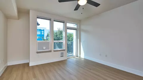 16015 Cleveland St #405, Redmond, WA 98052