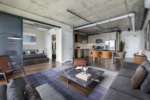 1900 1st Ave #0305, Seattle, WA 98101