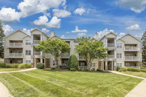 8810 Legacy Park Dr #002212O, Charlotte, NC 28269