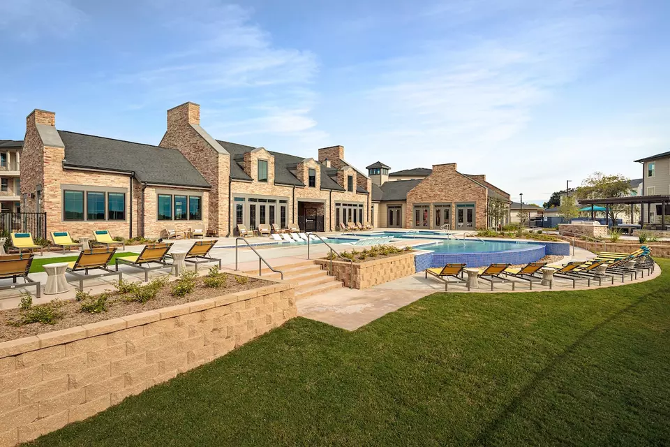  902 Gembler Rd #01209, San Antonio, TX 78219 photo 2