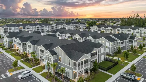606 SW 29th Ave #110, Cape Coral, FL 33991