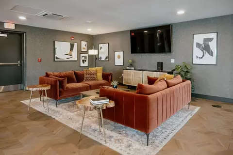 1118 Sycamore St #505, Cincinnati, OH 45202