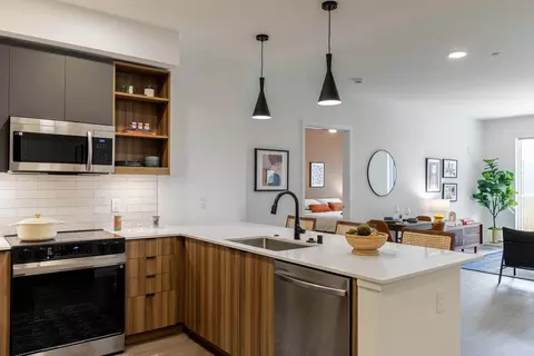 16771 Redmond Way #W624, Redmond, WA 98052