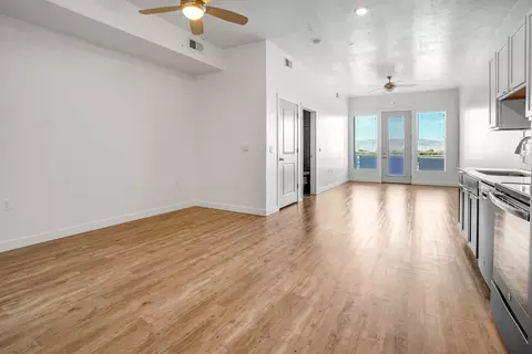 845 S 750 E #1-528, Orem, UT 84097 photo 26