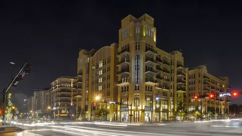 2800 Kirby Dr #B611, Houston, TX 77098