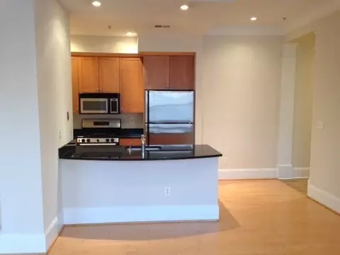 1640 16th St NW #503, Washington, DC 20009