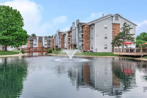 100 Minges Creek Pl #2-B102, Battle Creek, MI 49015
