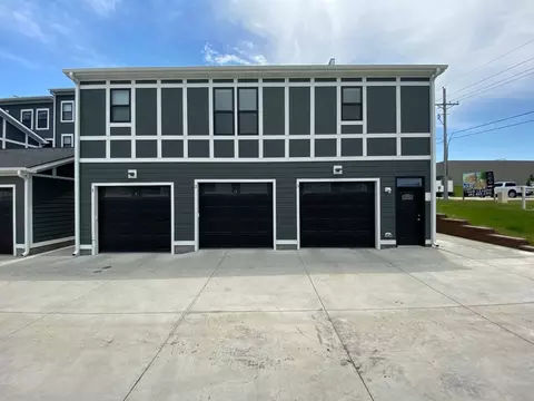 13178 Lincoln Rd UNIT 101, Papillion, NE 68128