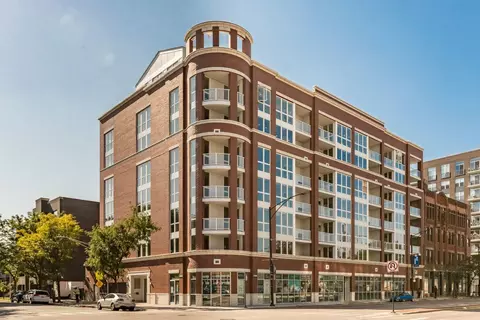 1552 N North Park Ave #1552-710, Chicago, IL 60610