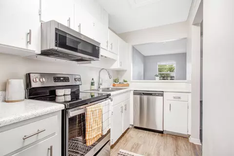 603 N Dort St #1204-B, Plant City, FL 33563