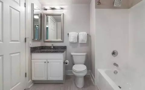 2701 Calvert St NW #0709, Washington, DC 20008 photo 1