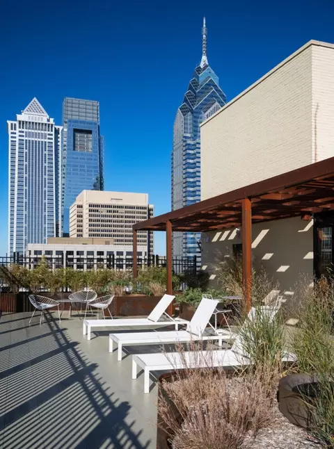 201 S 18th St #1005, Philadelphia, PA 19103