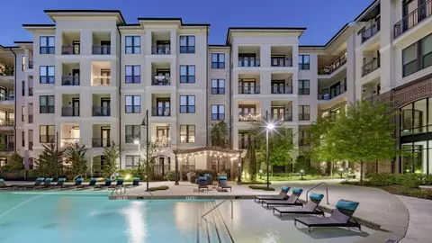 4600 Roswell Rd #517, Sandy Springs, GA 30342